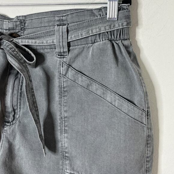 Old Navy Womens Utility Shorts M Gray Belted High Rise Cargo Pockets 100% Cotton - Picture 2 of 6